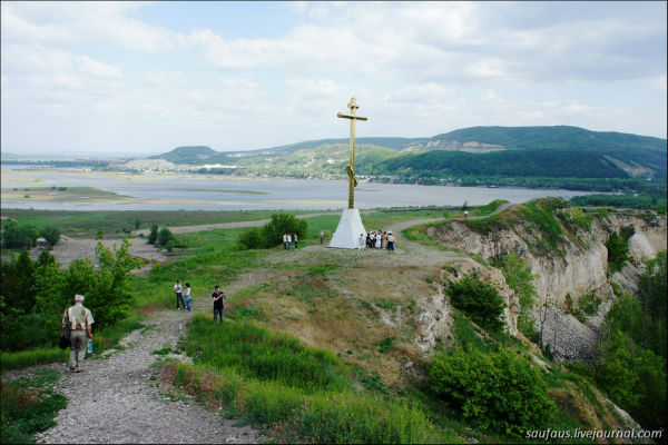 Царев курган